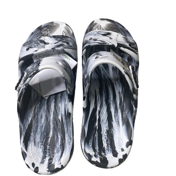 Crocs Classic Marbled Sandal - Picture 2 of 9